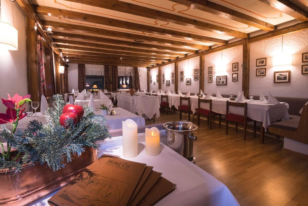 Hotel Cir Sëlva di Val Gardena Eksteriør billede